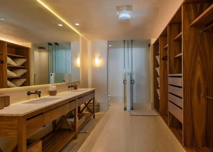 Ohana - Luxe By The Sea Villa *